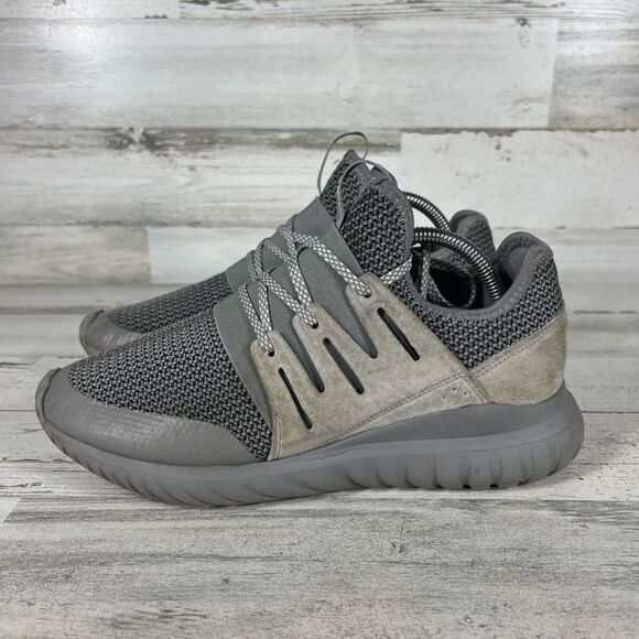 Adidas Mens Tubular Radial Charcoal Solid Grey Lace‎ Up Shoes Size 9 - Picture 2 of 9